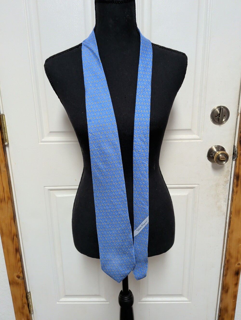 Salvatore Ferragamo Silk men's Tie Blue butterfly Print Made in Italy, READ!